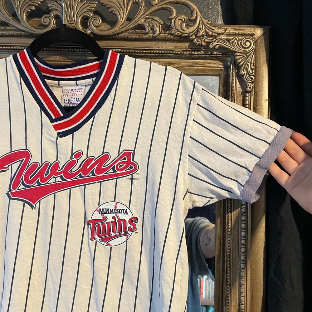 Vintage 1999 Minnesota Twins T-Shirt - Picture 2 of 9